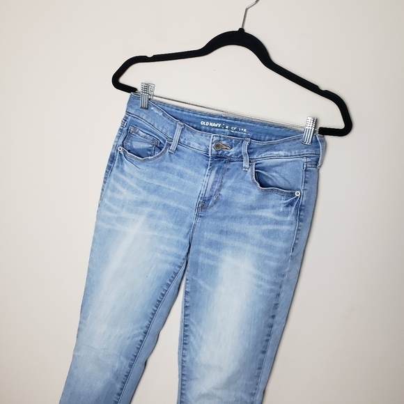 OLD NAVY Light Wash Rockstar Jeans - Picture 2 of 11